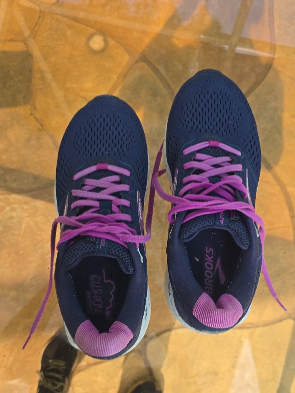 Brooks Ariel Women's Running Shoes - Navy with Pink Accents - Picture 3 of 6